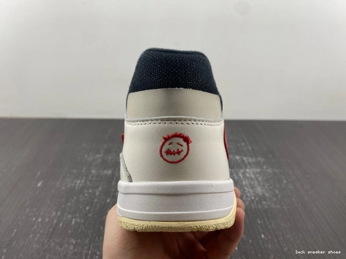 Cheap LUCY CHECK TRAVIS X SCOTT THE FZ8117-100 JORDAN CUT 0723